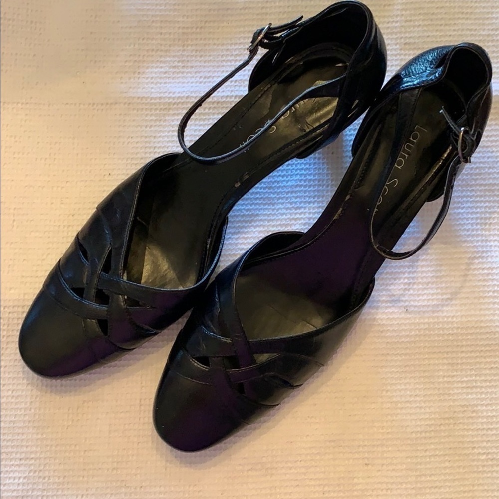 Laura Scott Black Leather Heels in 8M. Style-Anita​​​​​​​​​​​​​​​​​​​​​